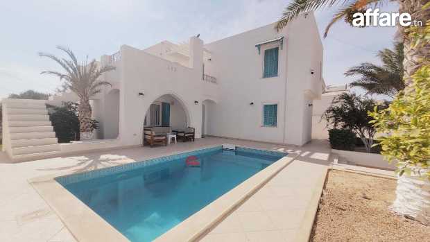  VILLA AVEC PISCINE - TITRÉE À DJERBA MIDOUN ZU - RÉF V688