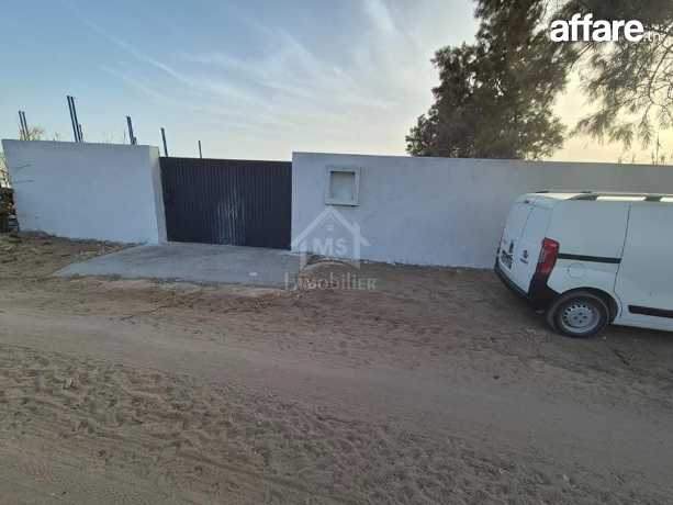 Terrain clôturé de 580 m² à Maamoura à vendre 51355351