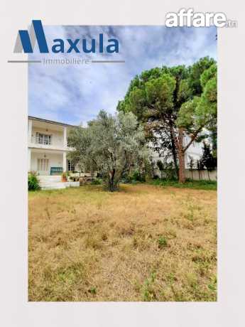 À VENDRE VILLA S+5 DANS LA QUIÈTUDE DE RADES MONGIL