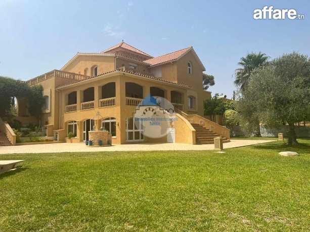 a vendre villa à Sousse