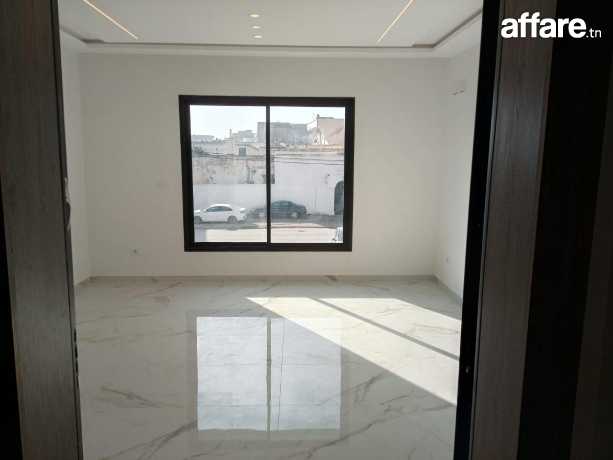 A vendre un appartement s3à sidi Daoued à la Marsa 