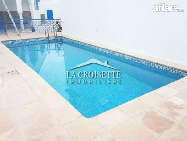 Villa S+5 avec piscine à Sidi Bou Said  ZVL0888