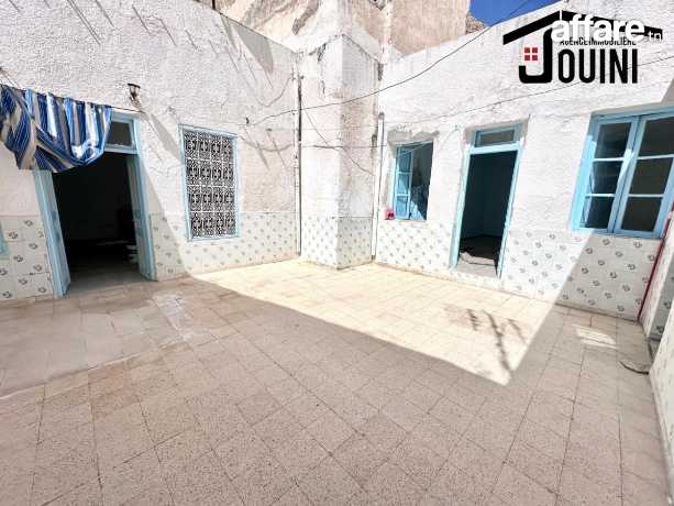 Maison 180 m2 Au Centre Ville De Tunis